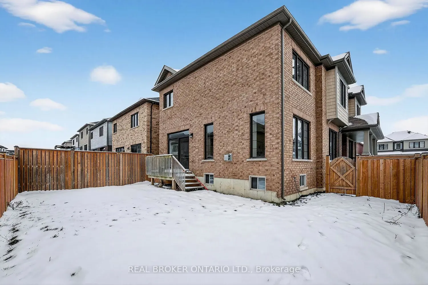 Additional image 18 of 47 Pagebrook Crescent