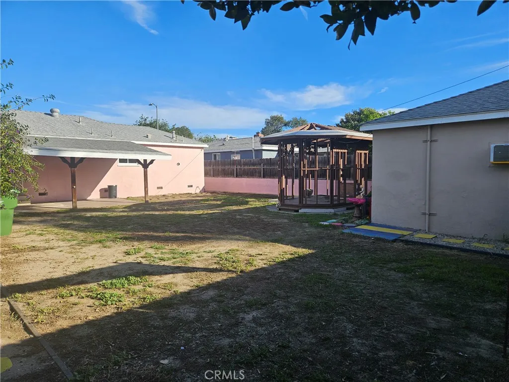 Additional image 86 of 6907 White Oak Ave, Reseda, CA 91335