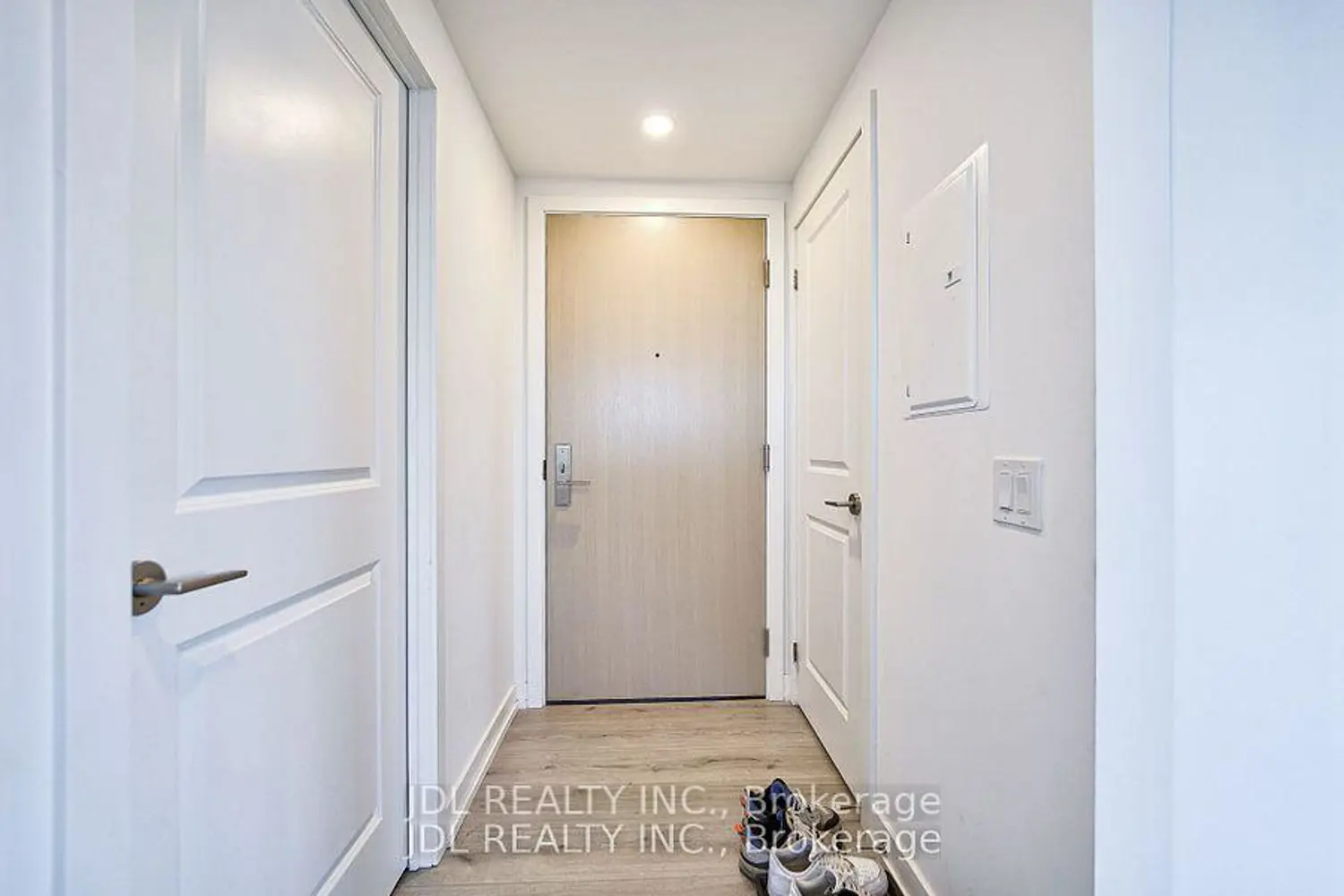 Additional image 18 of 395 Bloor Street 1608