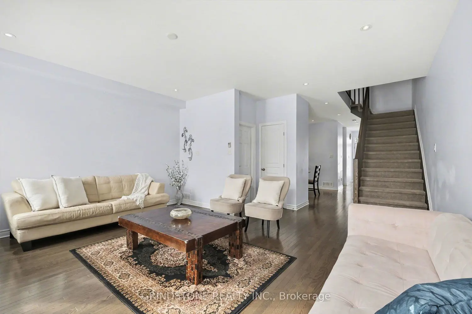 Additional image 6 of 64 Watershield Ridge