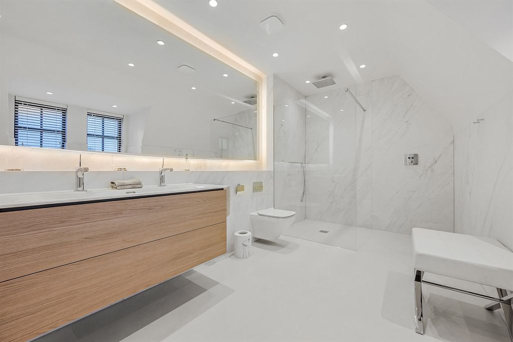 Additional image 13 of 5 bed detached house for saleBankhall Lane, Hale, Altrincham WA15