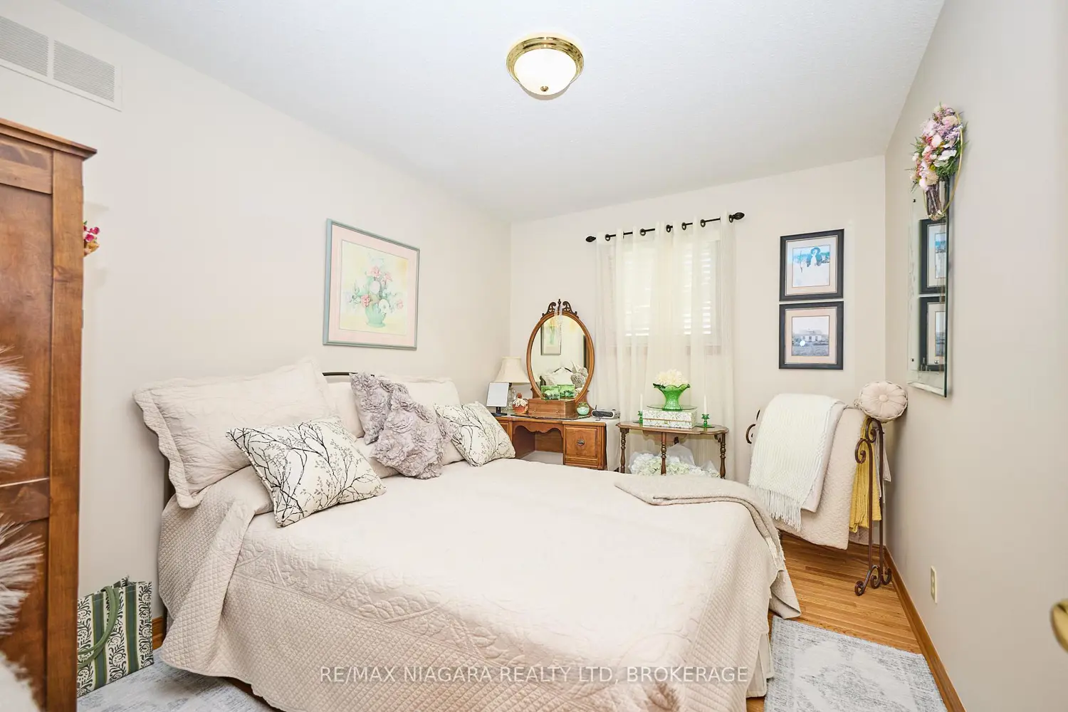 Additional image 10 of 524 Lakeview Road