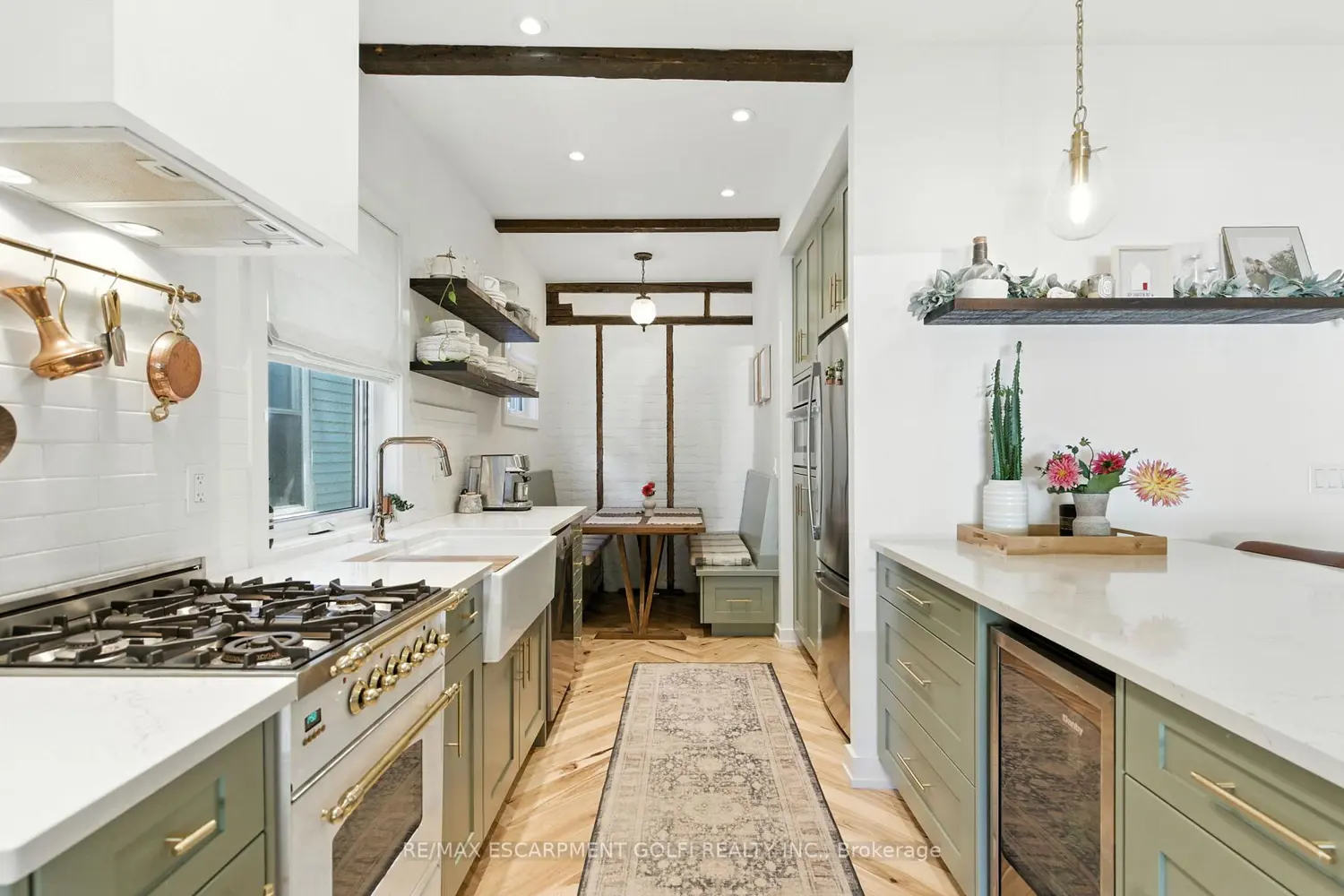 Additional image 5 of 369 Charlton Avenue