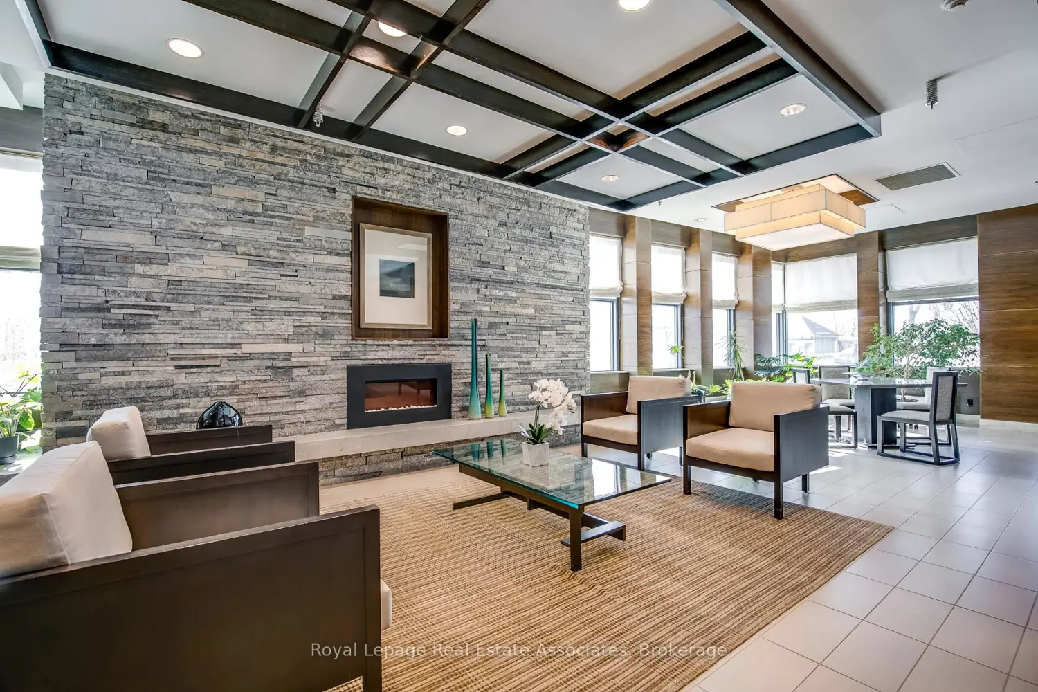 Additional image 3 of 1 Hurontario Street 308