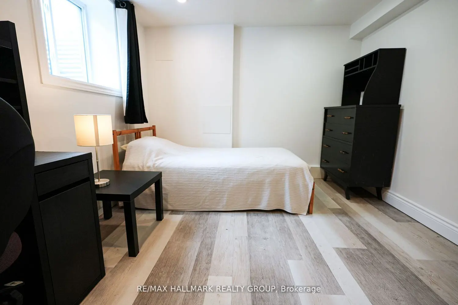 Additional image 19 of 924 Bermuda Avenue