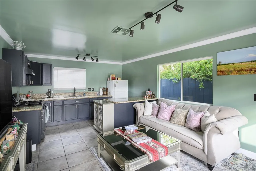 Additional image 5 of 10604 Plainview Avenue, Tujunga, CA 91042