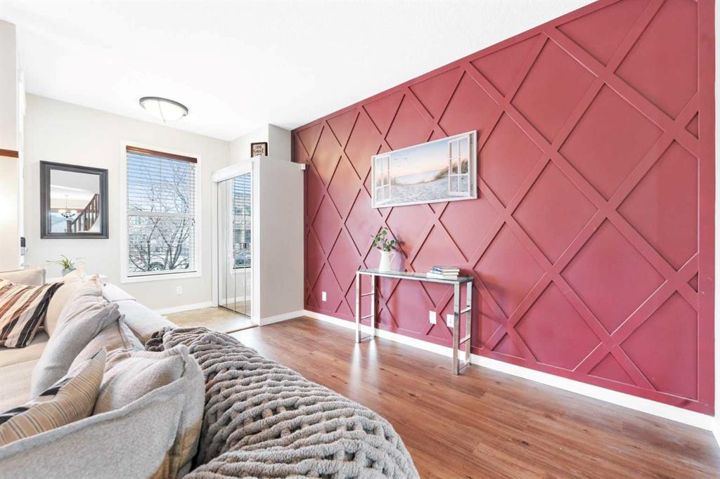 Additional image 4 of 24 New Brighton Court SE, Calgary, AB, T2Z 0Y1