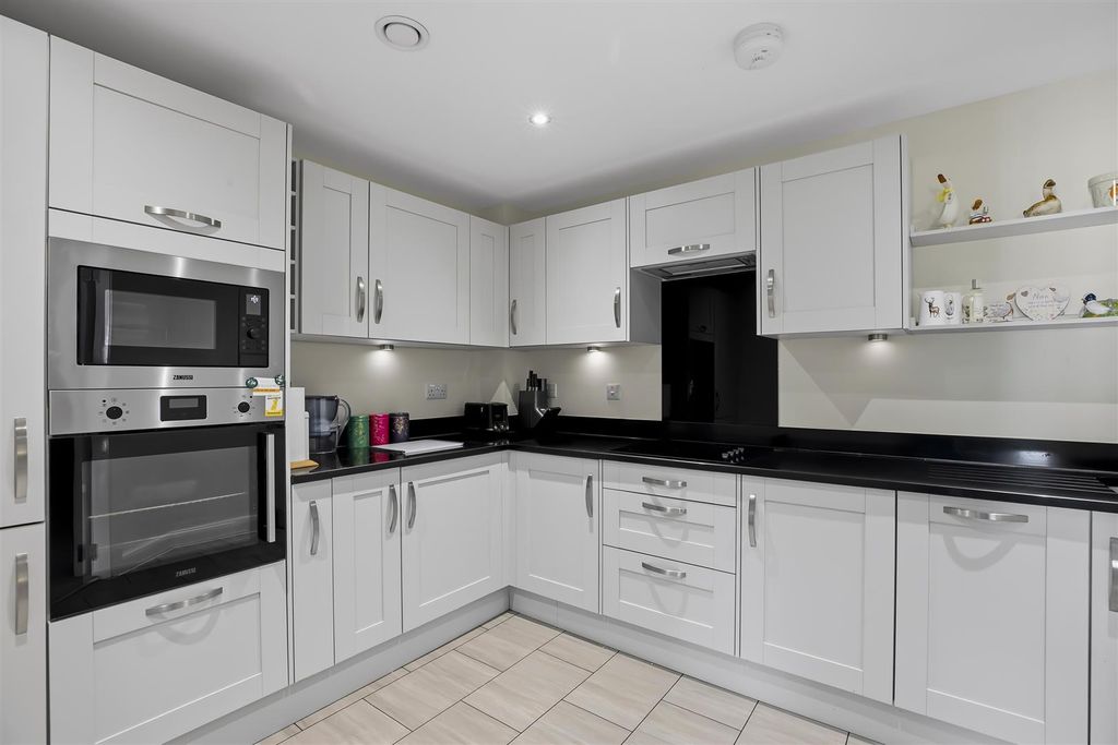 Additional image 6 of 3 bed flat for saleBradford Road, Menston LS29