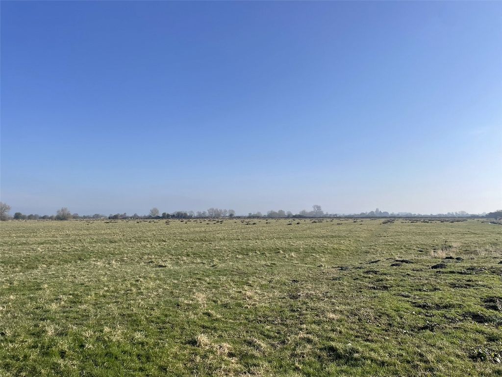 Land for saleLong Moor Drove, Huntspill Moor, Bridgwater, Somerset TA7