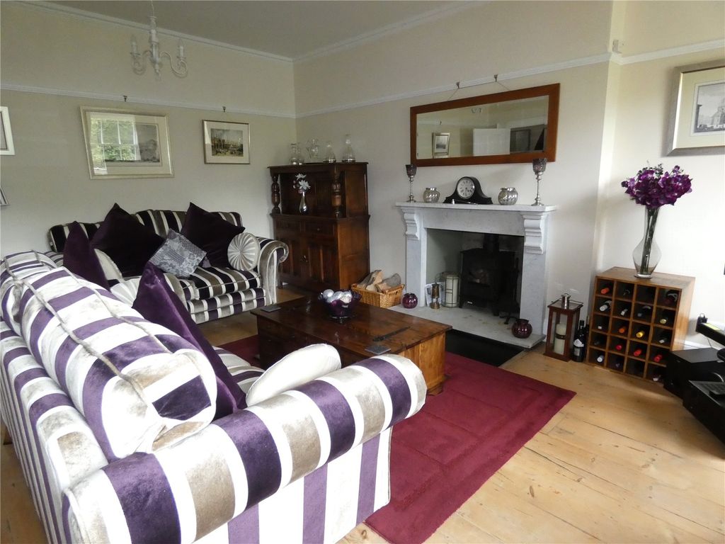 Additional image 3 of 3 bed flat for saleThe Square, Buxton, Derbyshire SK17