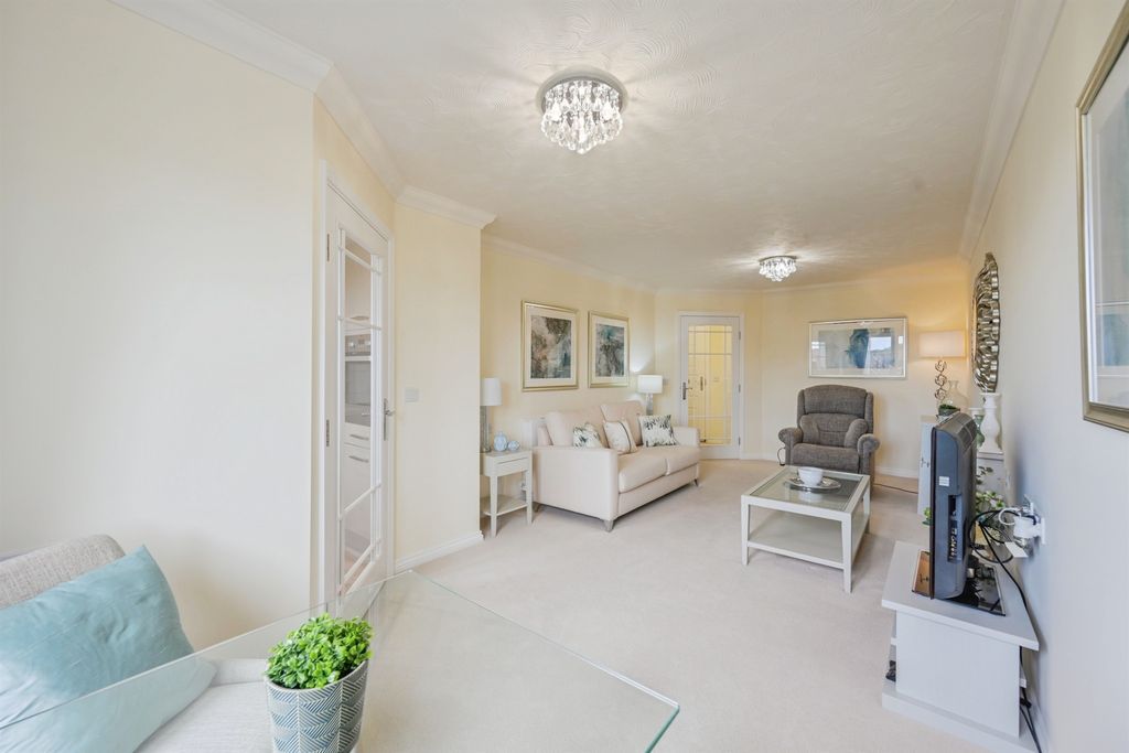 Additional image 5 of 1 bed flat for saleKing Edward Street, Ashbourne DE6