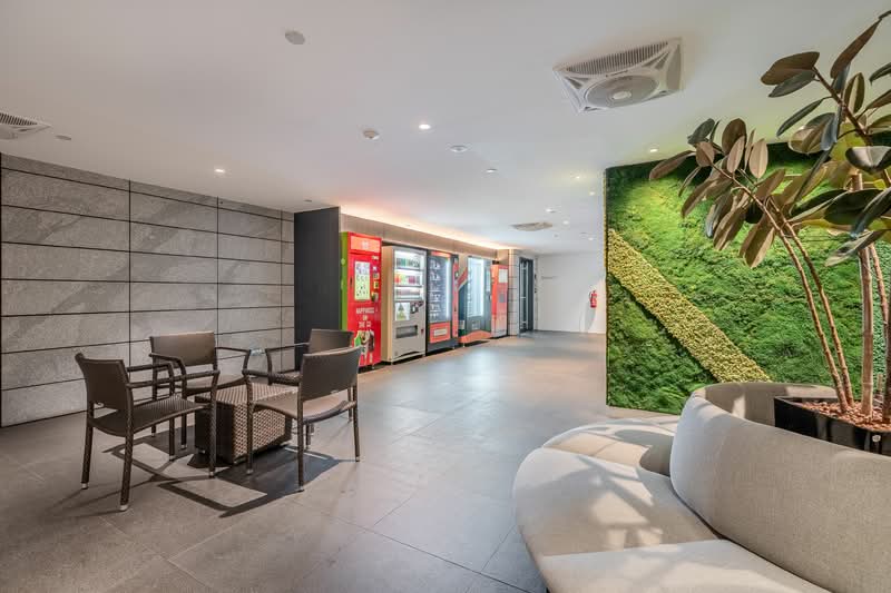 Additional image 26 of 18 Marina Boulevard