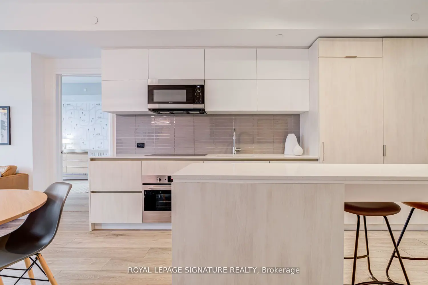 Additional image 4 of 21 Park Street 207