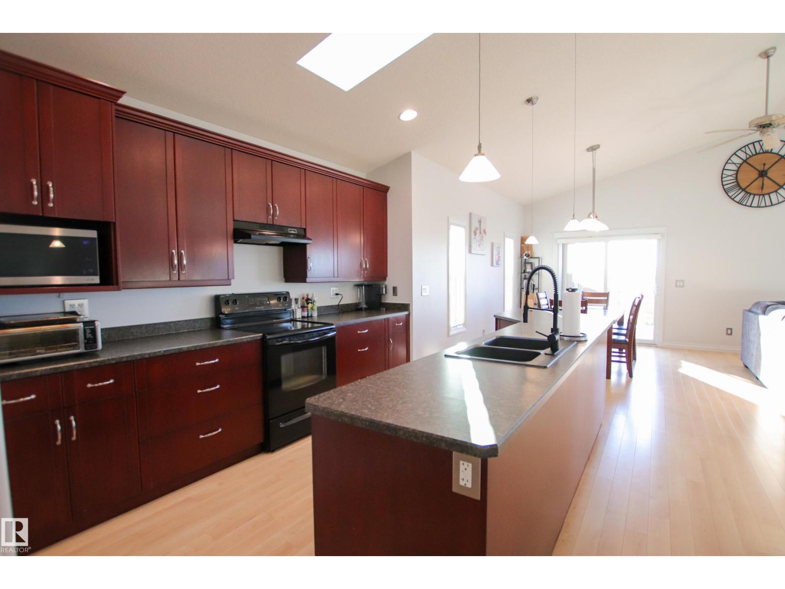 Additional image 6 of 112 Houle Drive, Morinville, AB, T8R0E1
