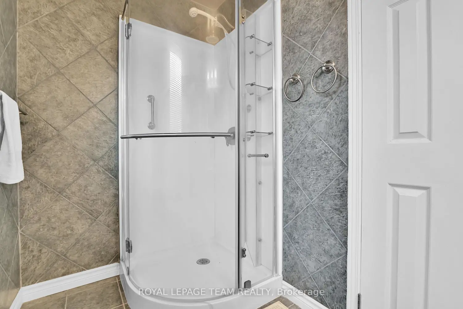 Additional image 14 of 310 Mceachern Crescent