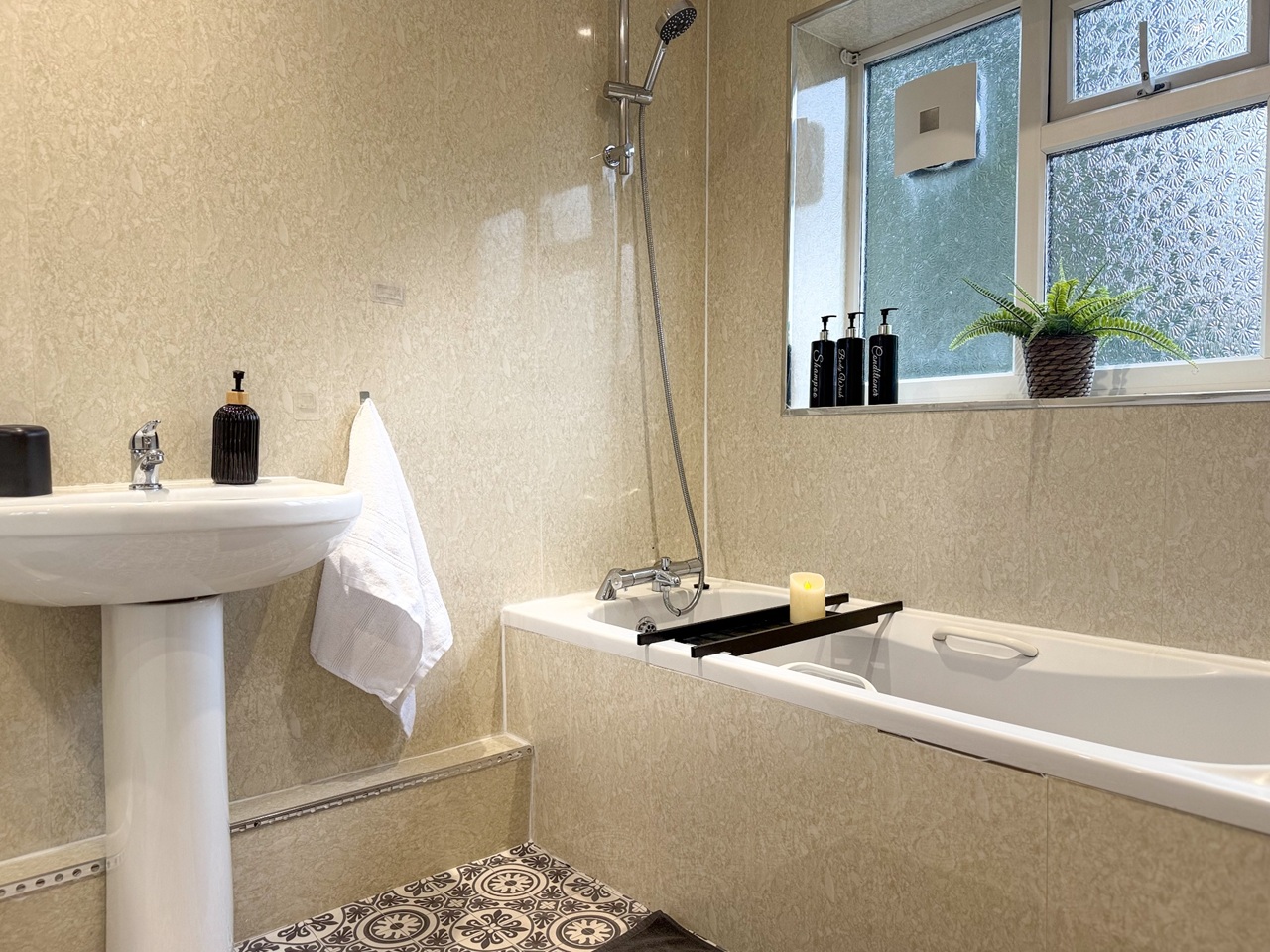 Additional image 17 of 3 Bed Semi-Detached House, Middlemist Grove, B43, N1 7GU