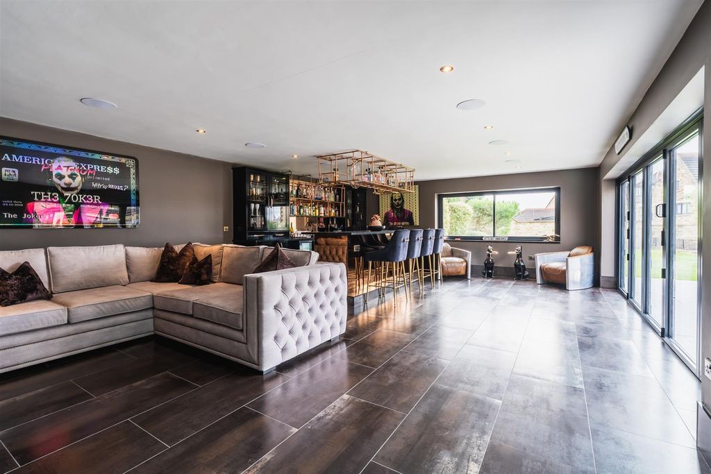 Additional image 23 of 4 bed detached house for sale72 Kiveton Lane, Todwick, Sheffield S26