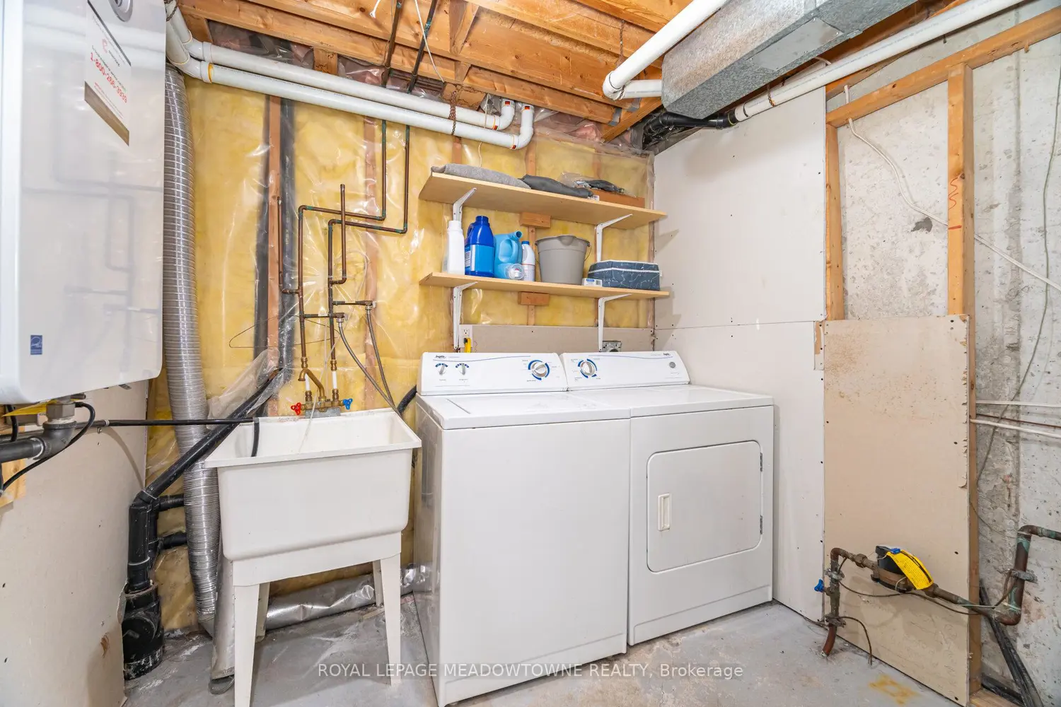 Additional image 16 of 5865 Dalebrook Crescent 15B