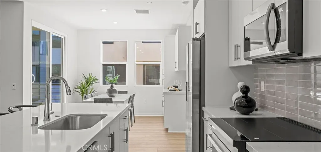 Additional image 28 of 107 Laxore, Anaheim, CA 92804