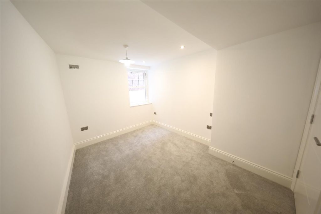 Additional image 9 of 12 bed block of flats for saleGeorge Street, Hull HU1