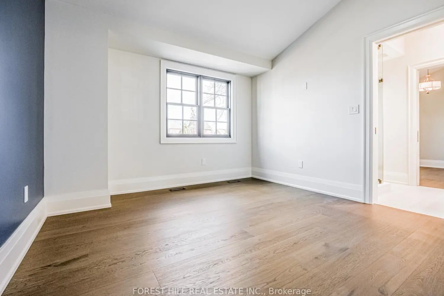 Additional image 11 of 7089 Second Line