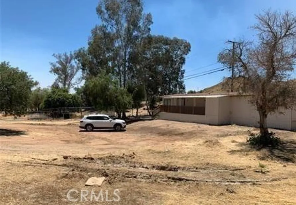 Additional image 6 of 21180 Mazie Avenue, Perris, CA 92570