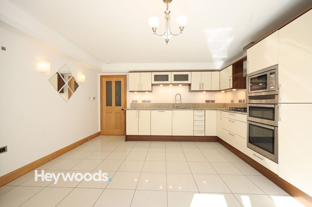 Additional image 3 of 2 bed flat for saleMaple Court, Sidmouth Avenue, Newcastle Under Lyme ST5