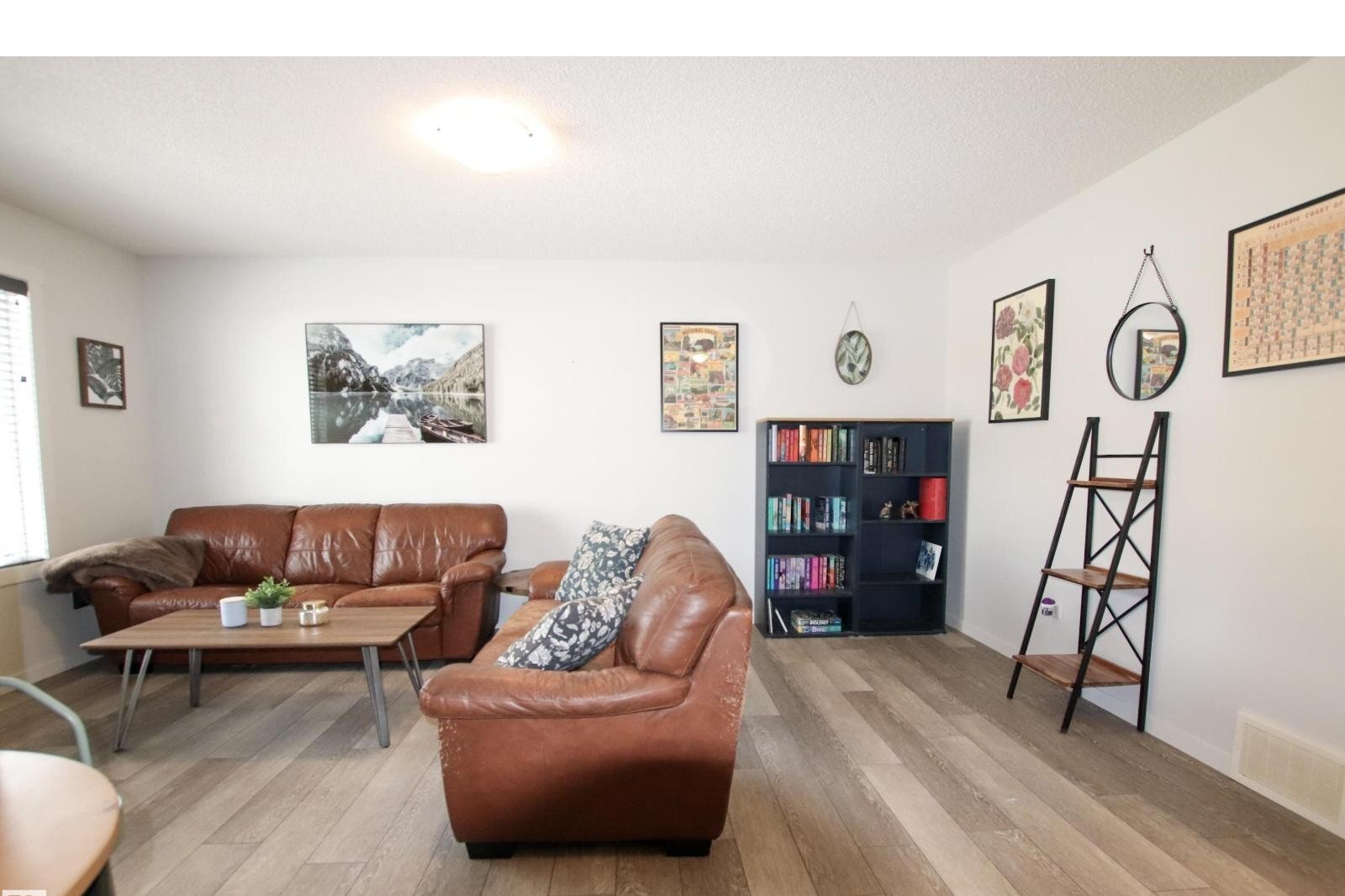 Additional image 8 of 2509 14 Avenue NW, Edmonton, AB, T6T2J6