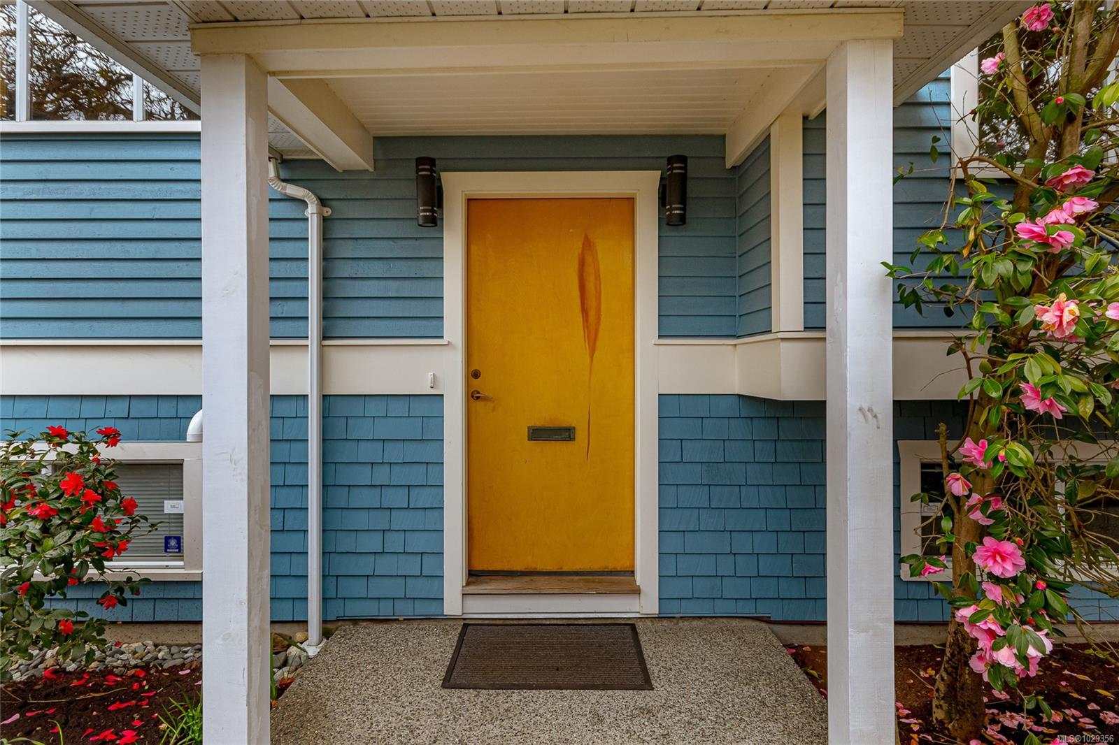 Additional image 3 of 258 St. Charles Street, Victoria, BC, V8S 3M7