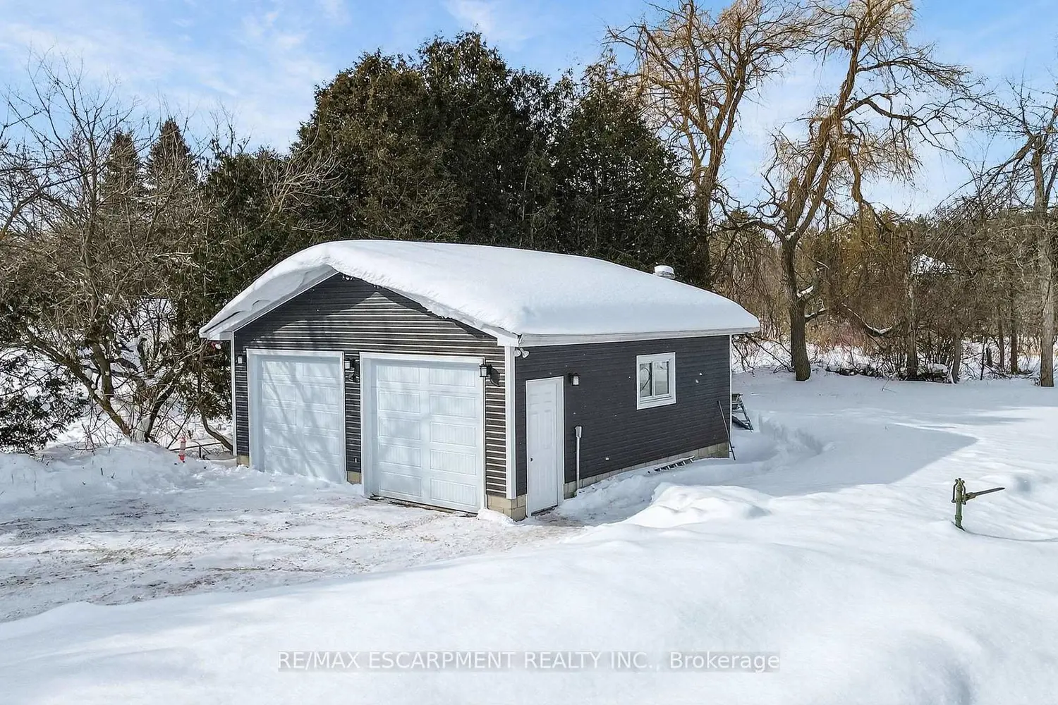 Additional image 17 of 9488 Wellington Rd 124