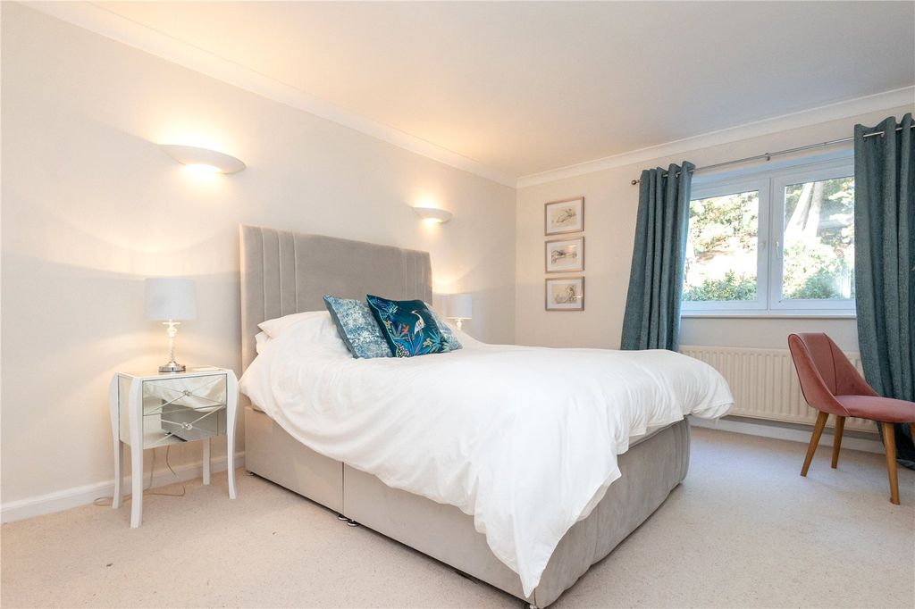 Additional image 18 of 3 bed flat for saleSandbanks Road, Poole, Dorset BH14