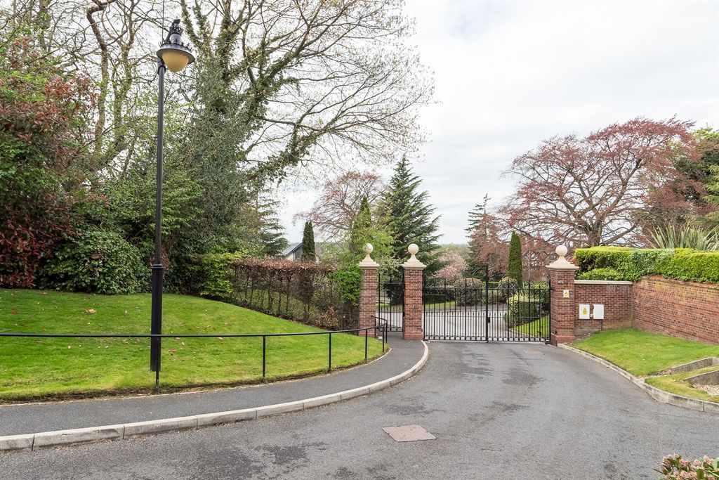 Additional image 3 of 2 bed flat for saleBarnfield House, St Hilarys Park, Alderley Edge SK9