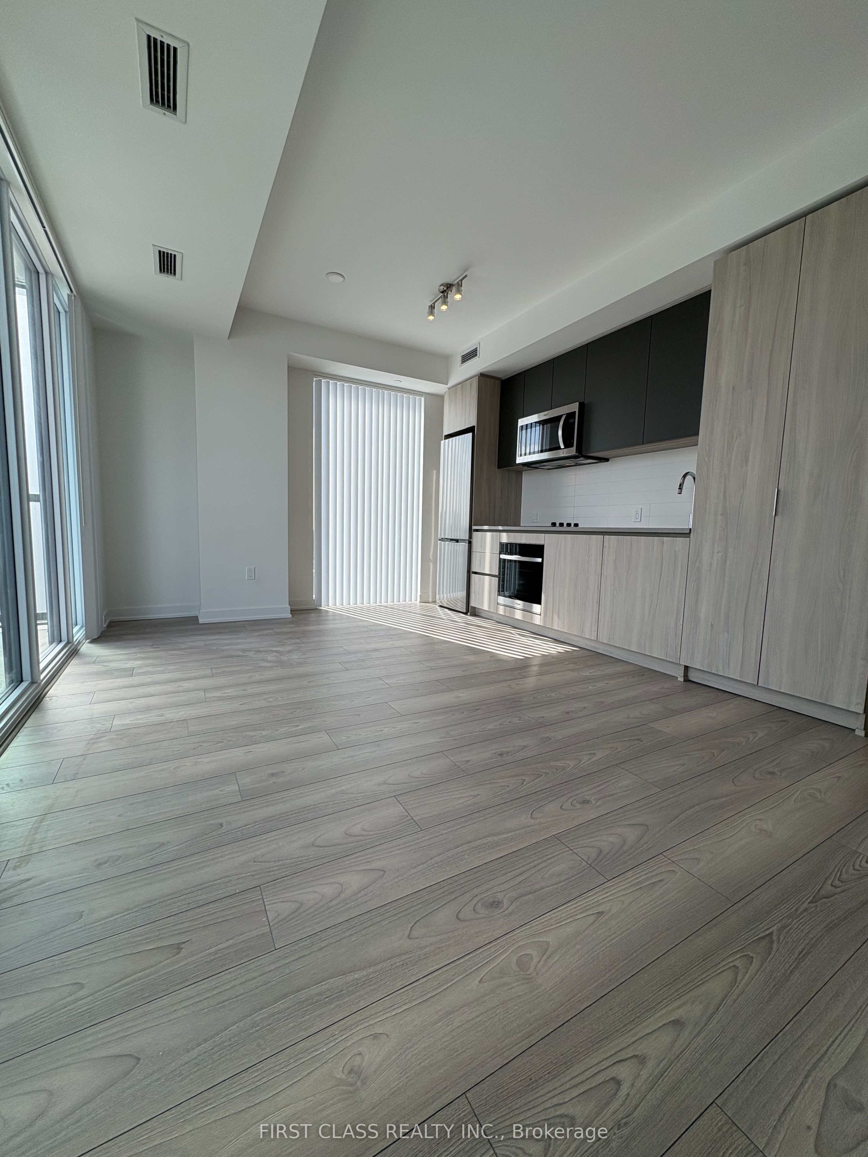 2415-5858 Yonge Street, Toronto, ON, M2M 0C6