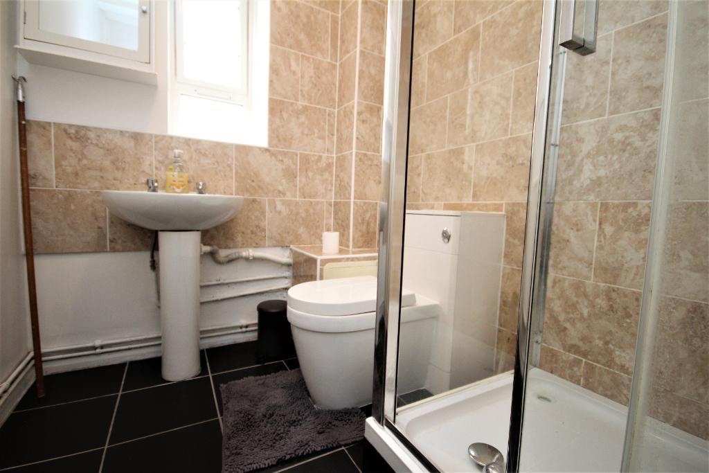 Additional image 9 of 3 Bed Flat, East Arbour Street, E1, N1 7GU