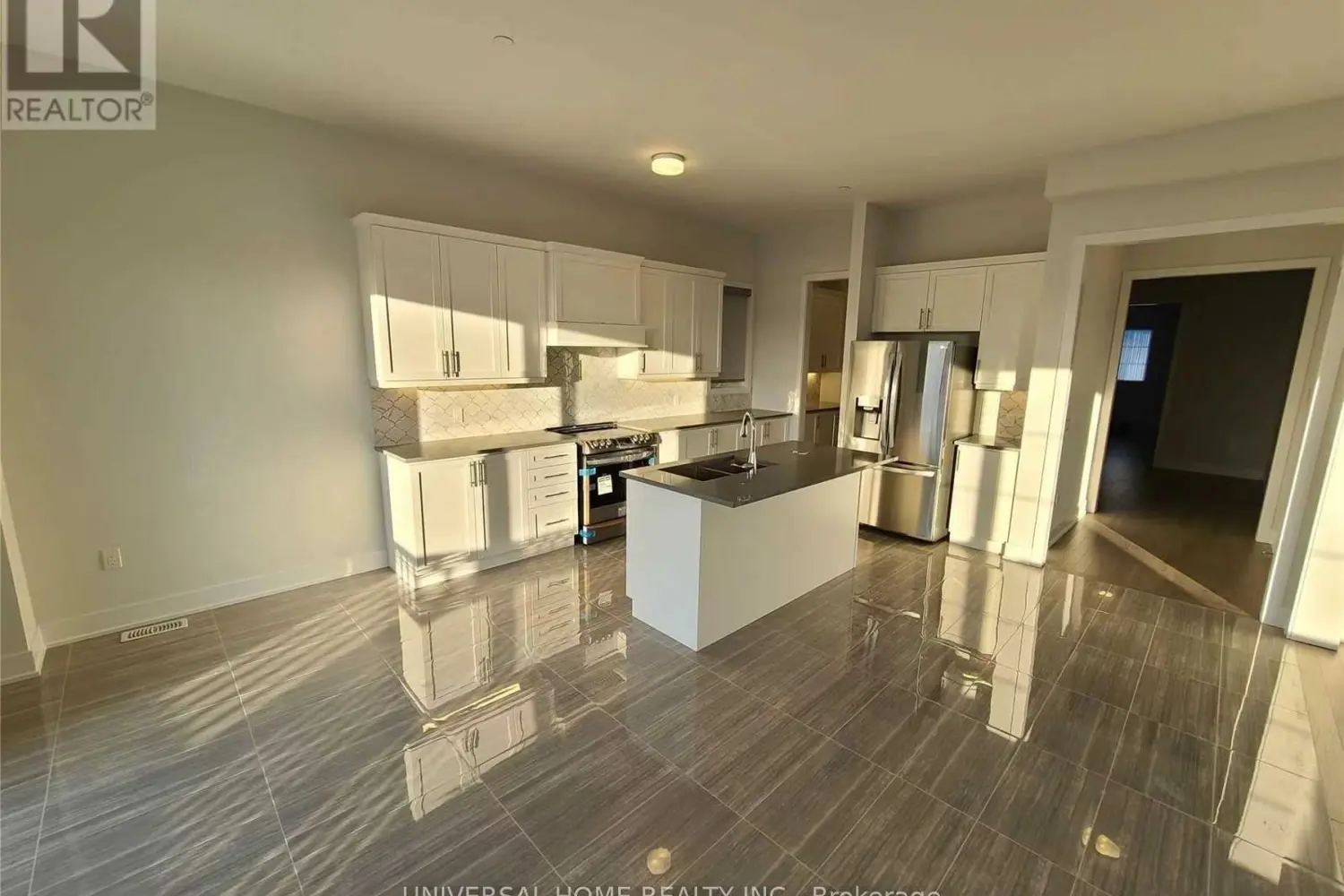 Additional image 7 of 152 Sikura Circle