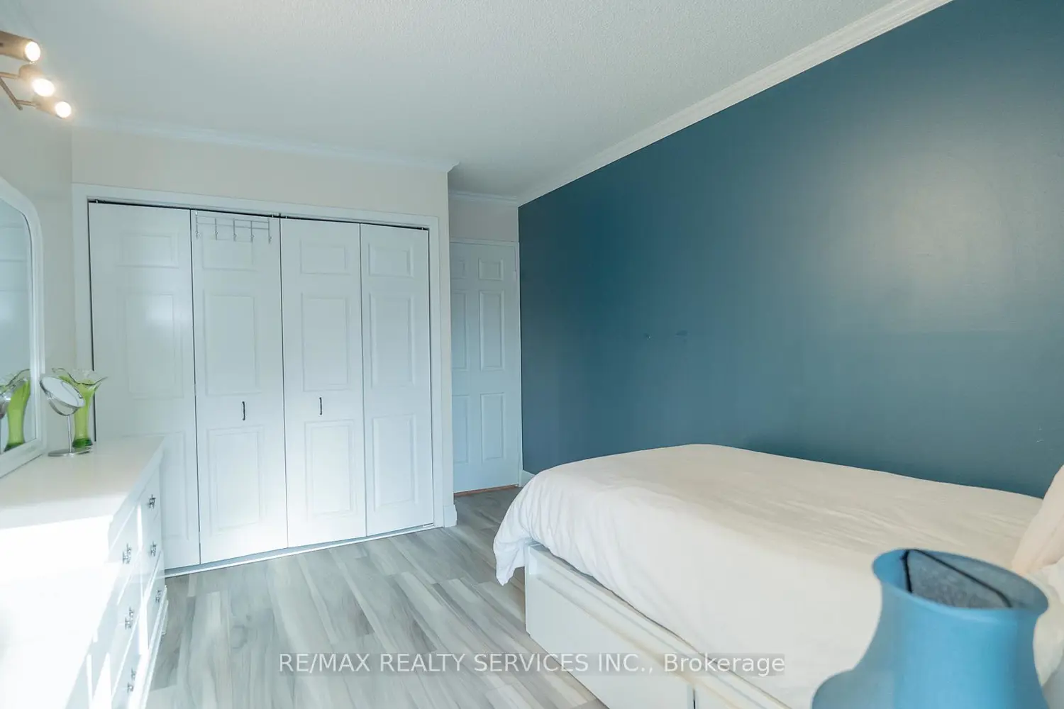 Additional image 7 of 8 Lisa Street 203