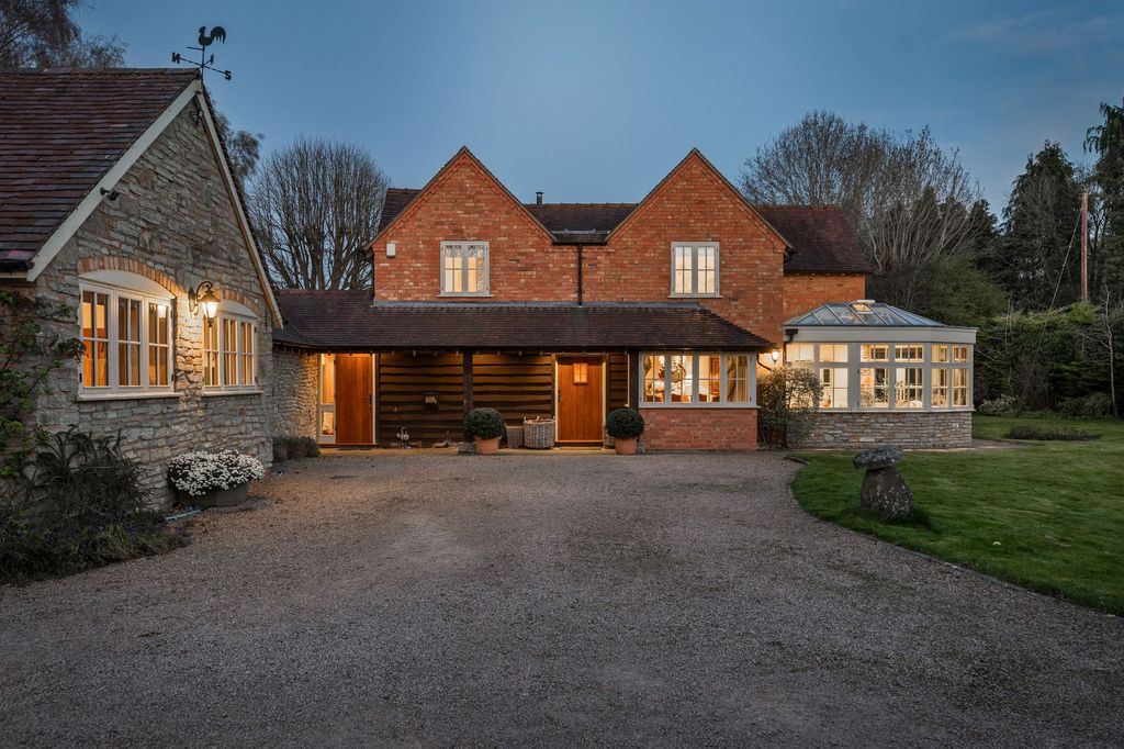 Additional image 33 of 5 bed detached house for saleSaleway, Worcestershire WR9
