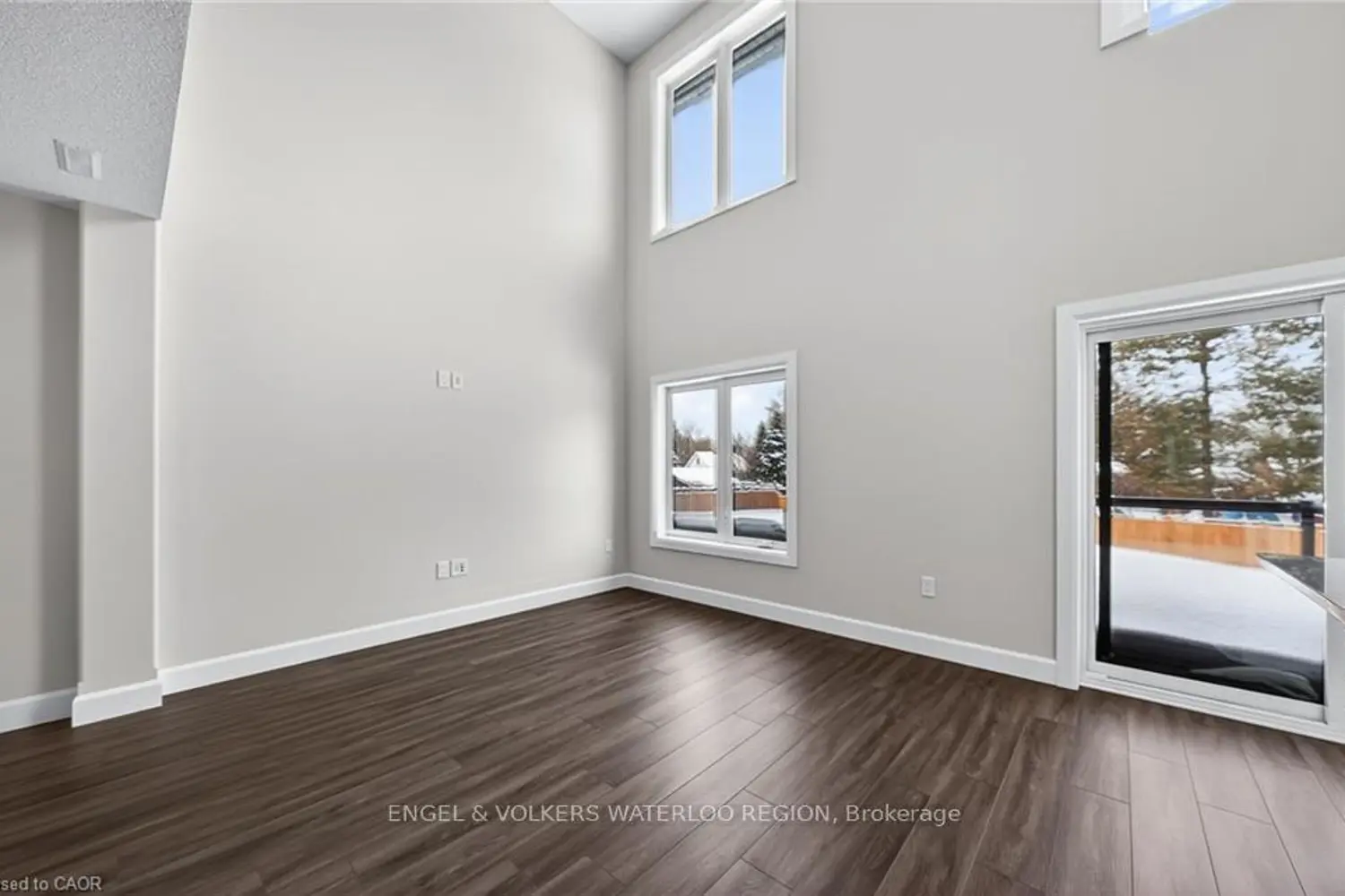 Additional image 4 of 3202 Vivian Line 45