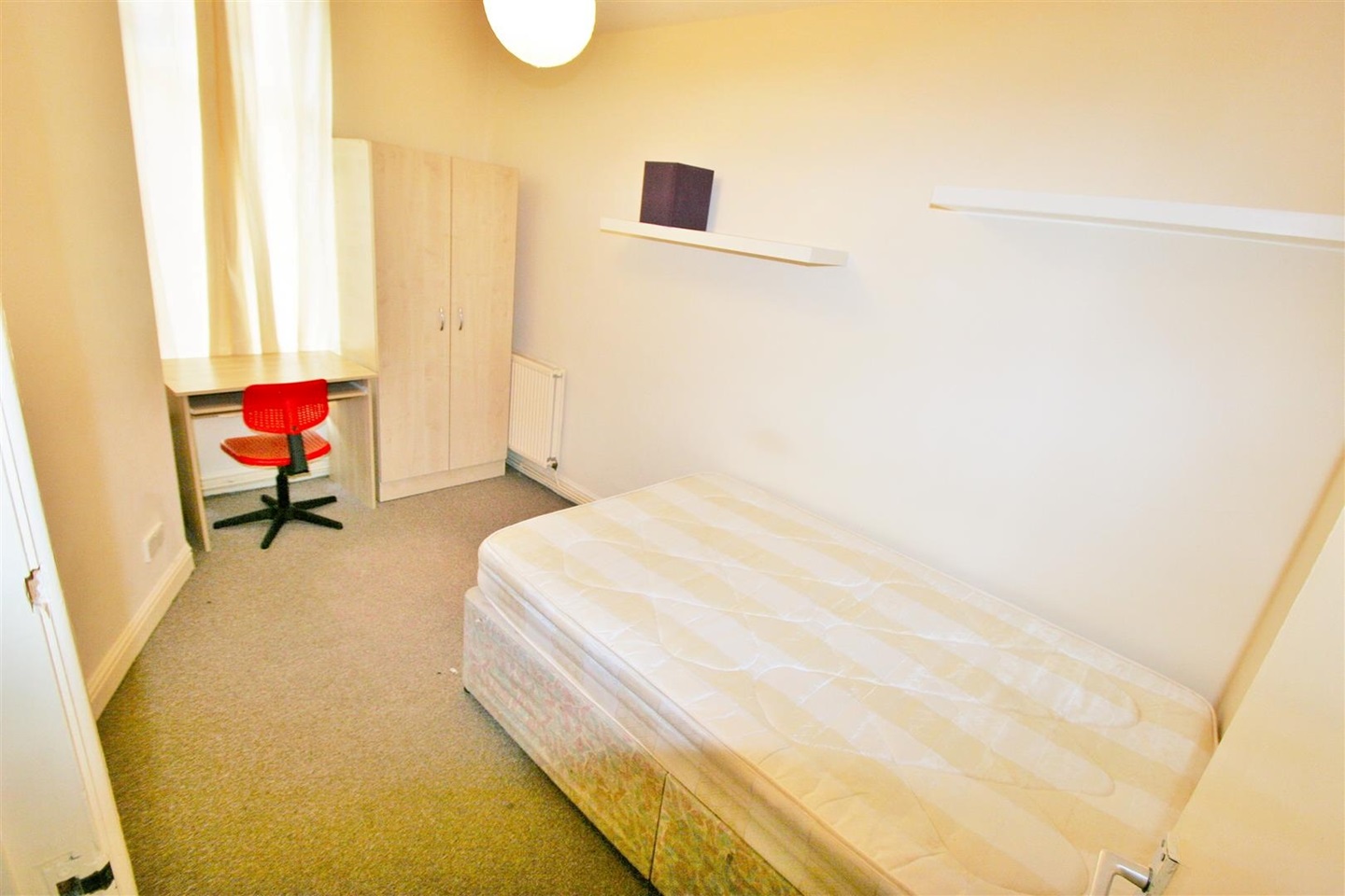 Additional image 5 of 3 Bed Flat, North Hill Road, LS6, N1 7GU