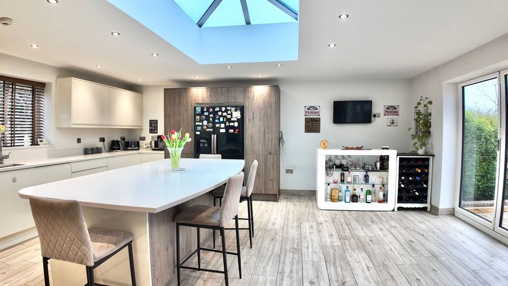 Additional image 19 of 6 bed semi-detached house for salePen-Rhiw Avenue, Oakdale NP12