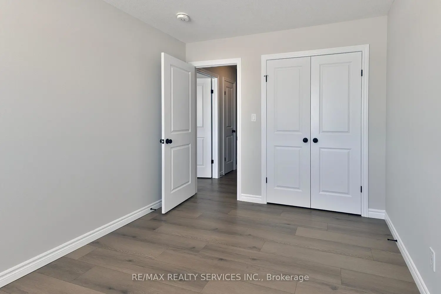 Additional image 12 of 25 Becker Street