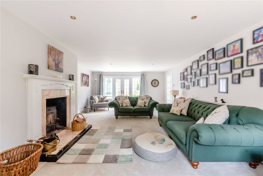 Additional image 2 of 6 bed detached house for saleChapel Row, Reading RG7