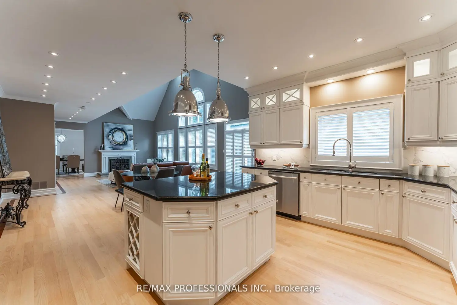 Additional image 9 of 354 Country Club Crescent