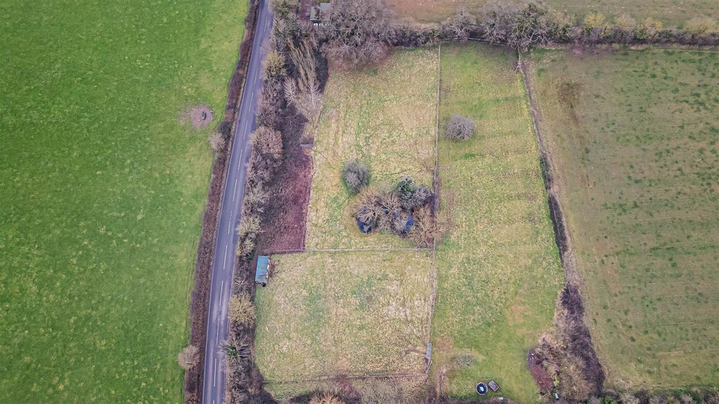Additional image 4 of 4 bed barn conversion for saleThe Barn, Old Gloucester Road, Winterbourne, Bristol, Gloucestershire BS36