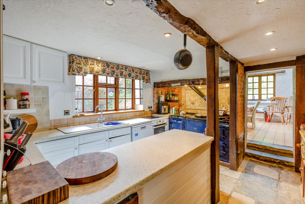 5 bed detached house for saleHarcombe, Sidmouth, Devon EX10 photo 5