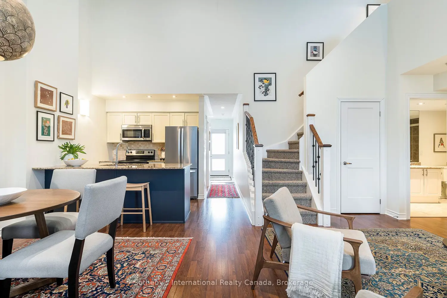 Additional image 4 of 6 Brandy Lane 302