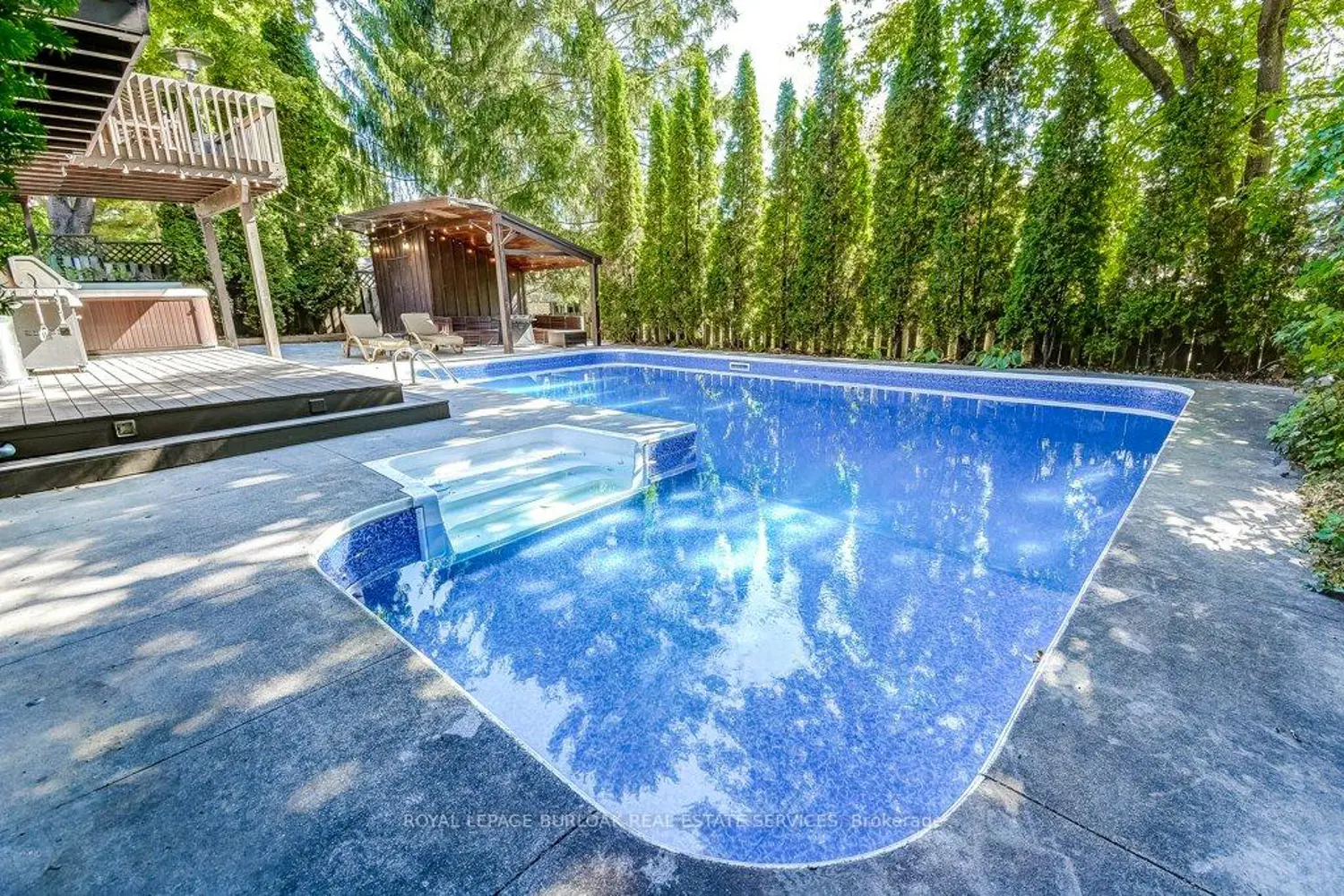 Additional image 20 of 9 Foresthill Crescent