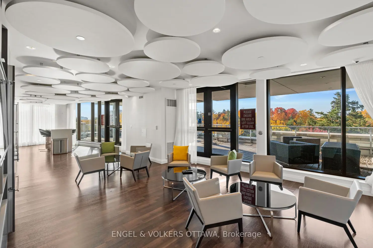 Additional image 17 of 1035 Bank Street 110