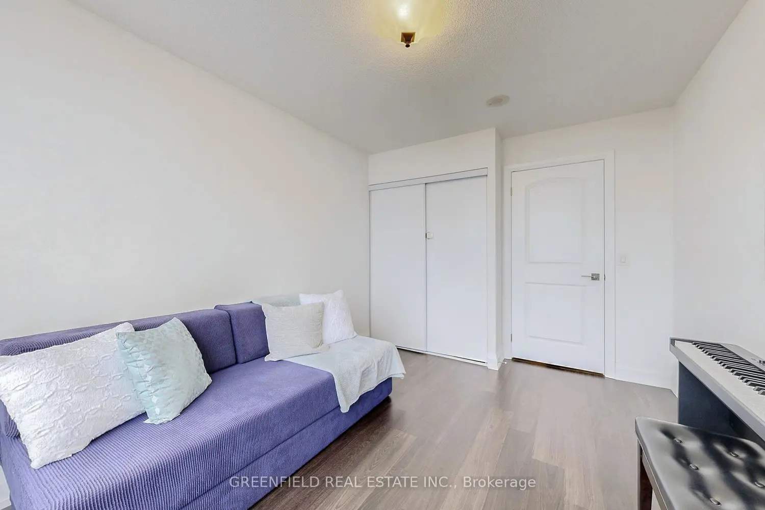 Additional image 13 of 1070 Sheppard Avenue Ph01