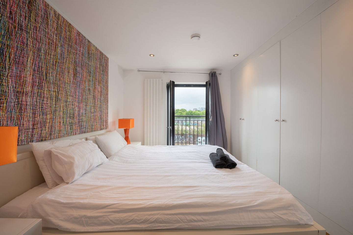 1 Bed Flat, Cheshire Street, E2, N1 7GU